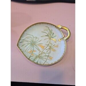 Decorative Antique Serving Plate With Handle. Marked CFH-GDM 8x9 inch 102401